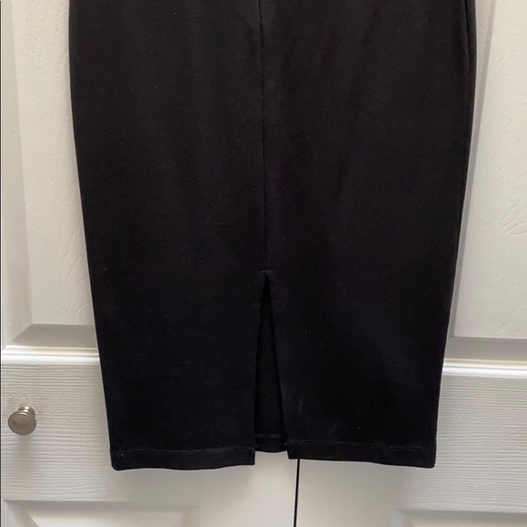 Dress - Picture 5 of 6